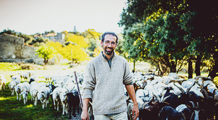 Patrick MAYET, un berger “sans terre” Patrick Mayet