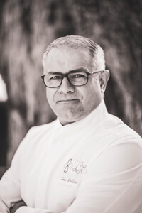 Portrait du Chef Eric Cellier, Chef de l'établissement gastronomique L'Arbre à Montpellier.