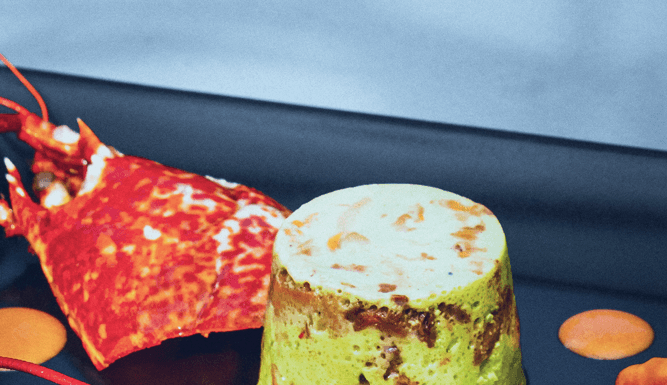 Demi-Homard poêlé, jus au Château-Chalon, royale persillée aux girolles By Philippe COMBET – Restaurant L’accent du soleil Demi-Homard poêlé by Philippe Combet