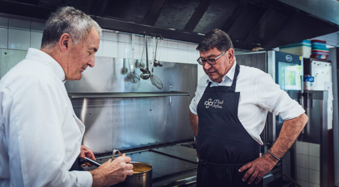 On a cuisiné… Jean-Pierre RICO avec Jacques MAZERAND Chefs d'Oc, magazine épicurien, numéro 27, été 2023