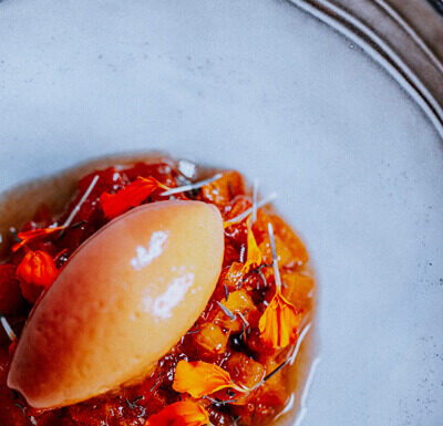 Abricots, pesto verveine, By Carole Soubeiran Chefs d'Oc, magazine épicurien, numéro 27, été 2023