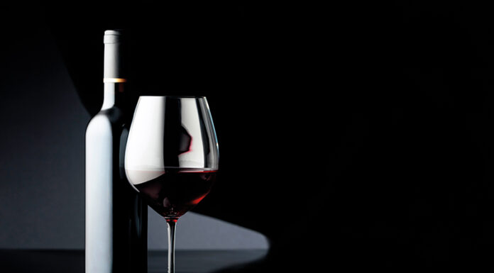 Vin d’ailleurs, Cahors Le “black wine” en révolution Chefs d'Oc, magazine épicurien, numéro 28, automne 2023