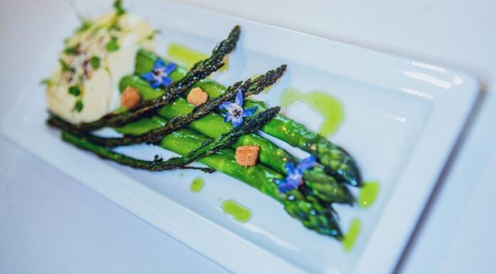 Asperges et sabayon par Eric CELLIER