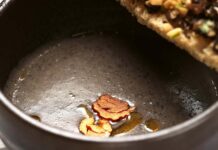 Recette : VELOUTÉ DE SÉSAME NOIR ET CHÂTAIGNE Tartine aux 3 champignons